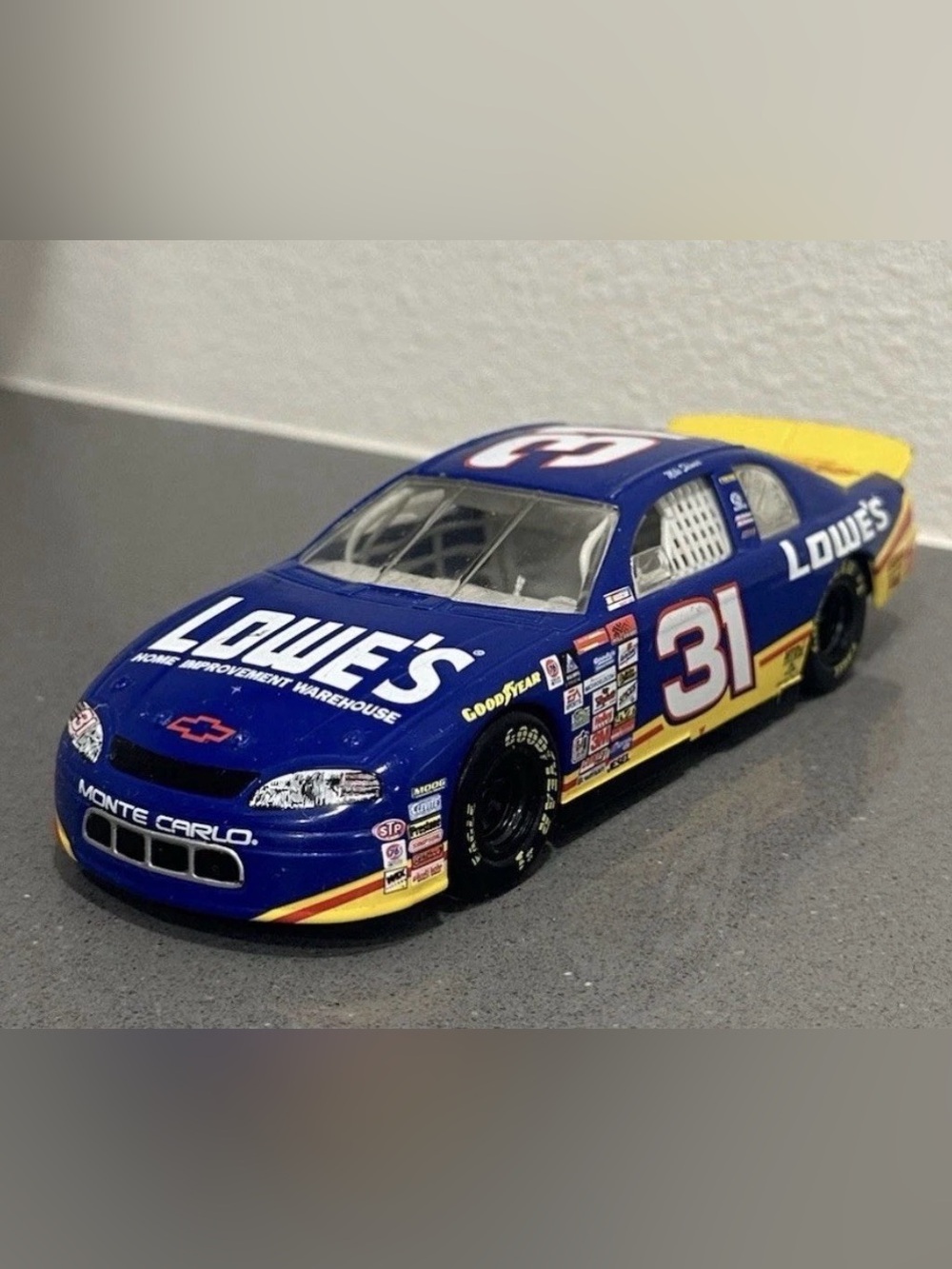 Mike Skinner #31 Lowe’s Chevrolet Die cast RaceCar in Classic Blue and Yellow